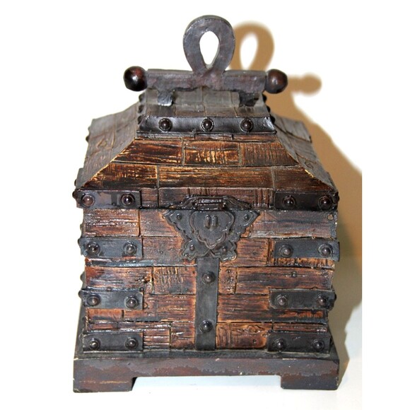 Vintage Wooden Pirate Treasure Chest Jewelry Trinket Storage Box Rustic Gothic - Picture 1 of 8
